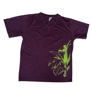 Eggplant Purple T-Shirt with Green Leaf Design Sz XL